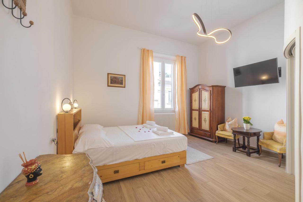 Casaldo'S Rooms ฟลอเรนซ์ ภายนอก รูปภาพ